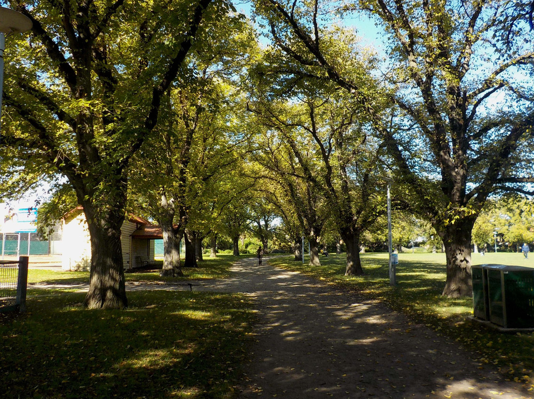 Ardrie Park-Malvern必去景点