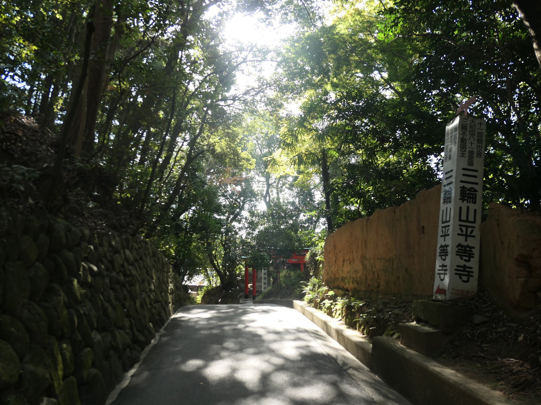 Jogan Inari Shrine-樱井市必去景点