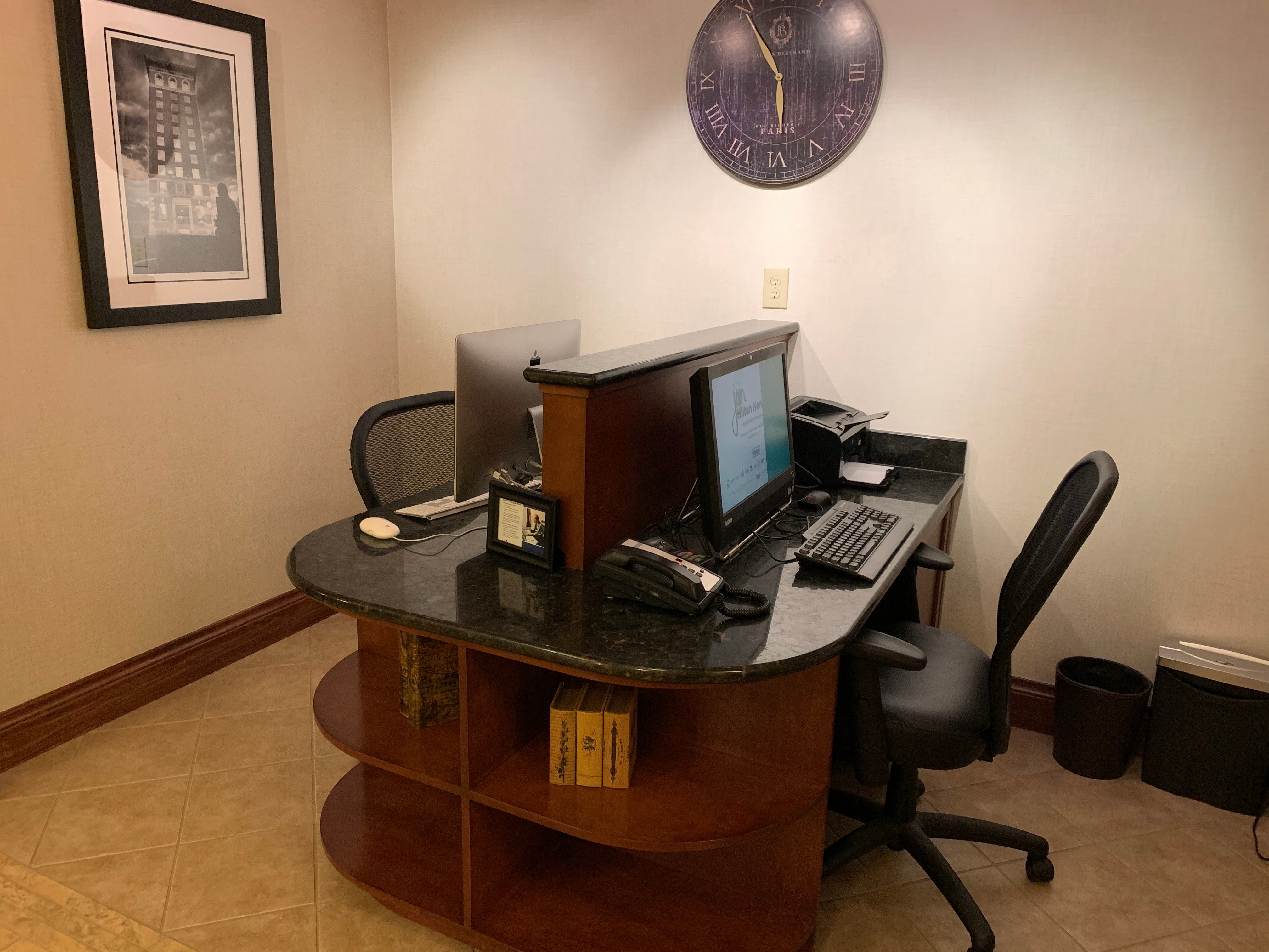 Hampton Inn & Suites Greenville-Downtown-RiverPlace-商务中心/多功能厅