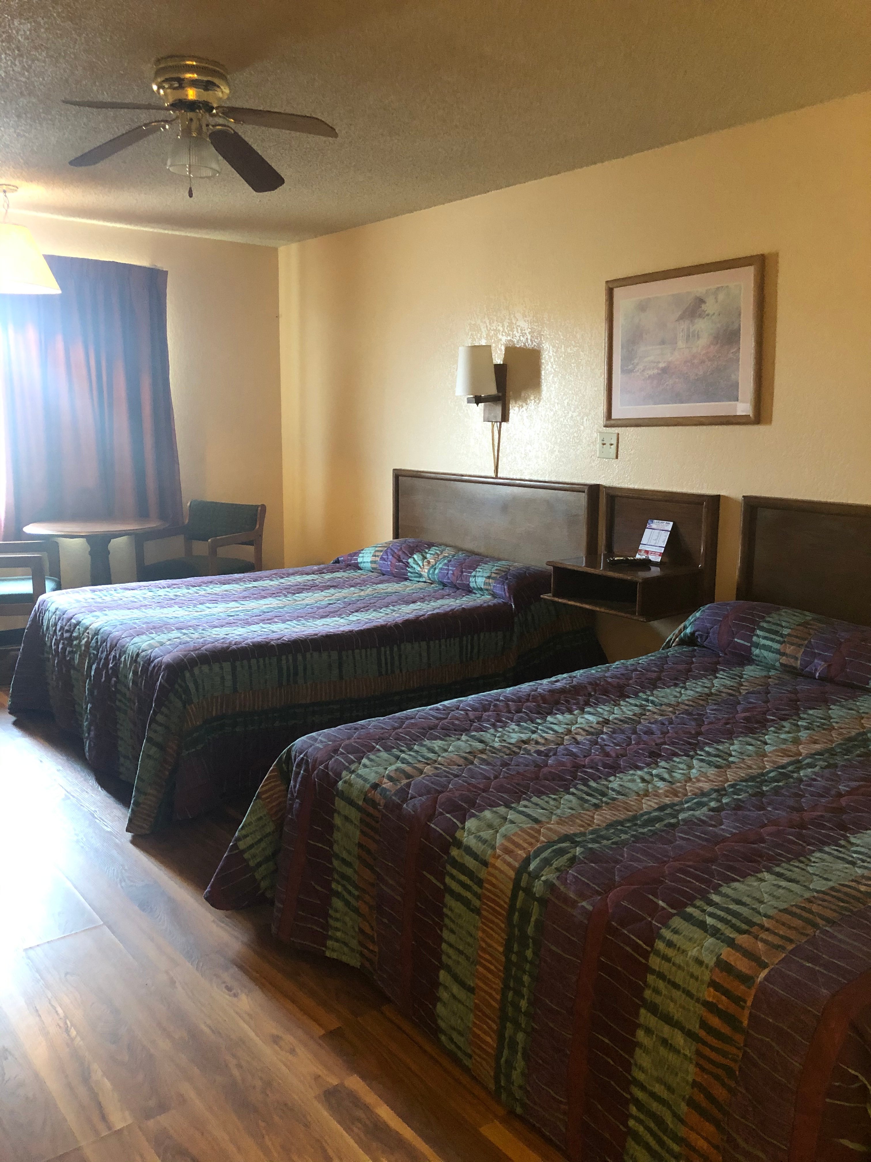 Luxury Inn-官方
