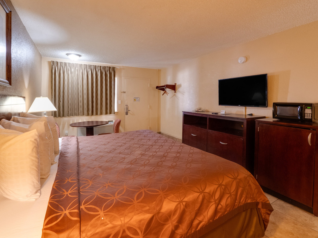 Knights Inn Orlando主图