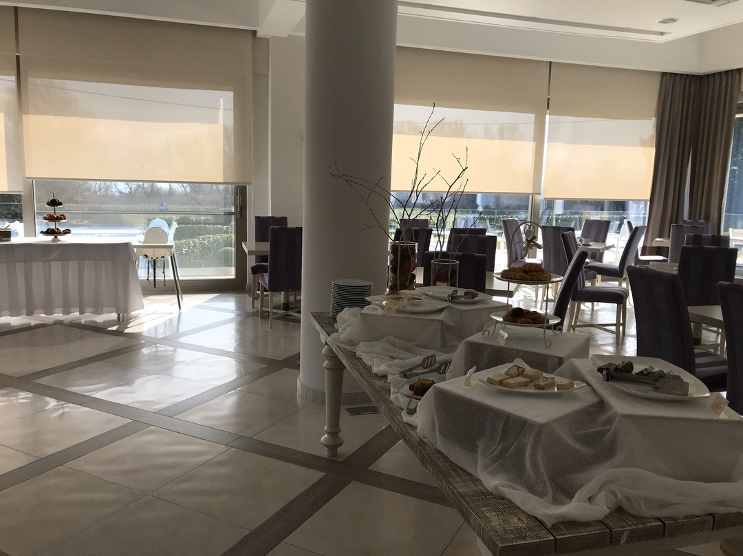 Calma Hotel & Spa主图