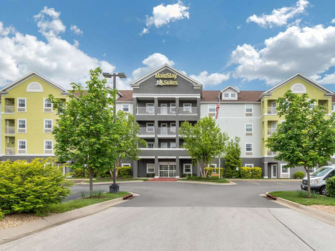 圣罗伯特主要留宿套房酒店 - 伍德堡雷奥纳德主图