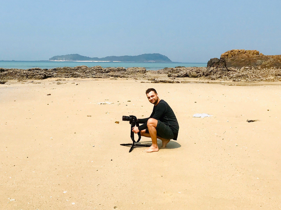 Van Chay Beach景点图片