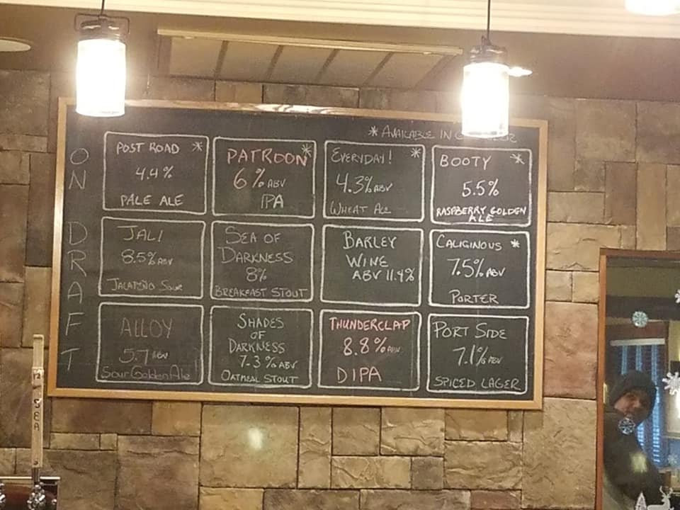 Hidden Cove Brewing Company景点图片