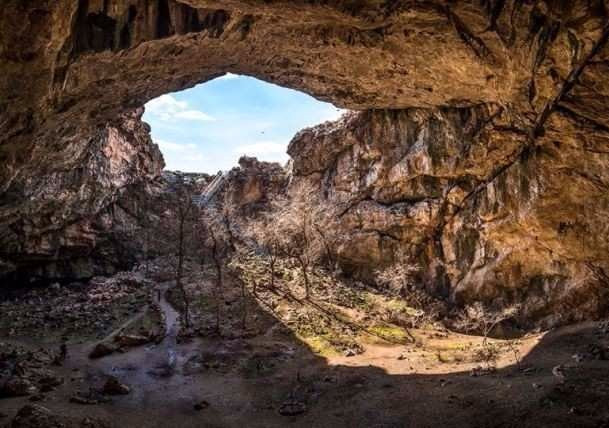 Holy Cave Ak Mosque-Kenestobe必去景点
