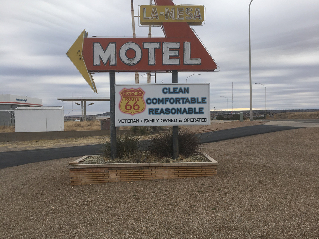 La Mesa Motel主图