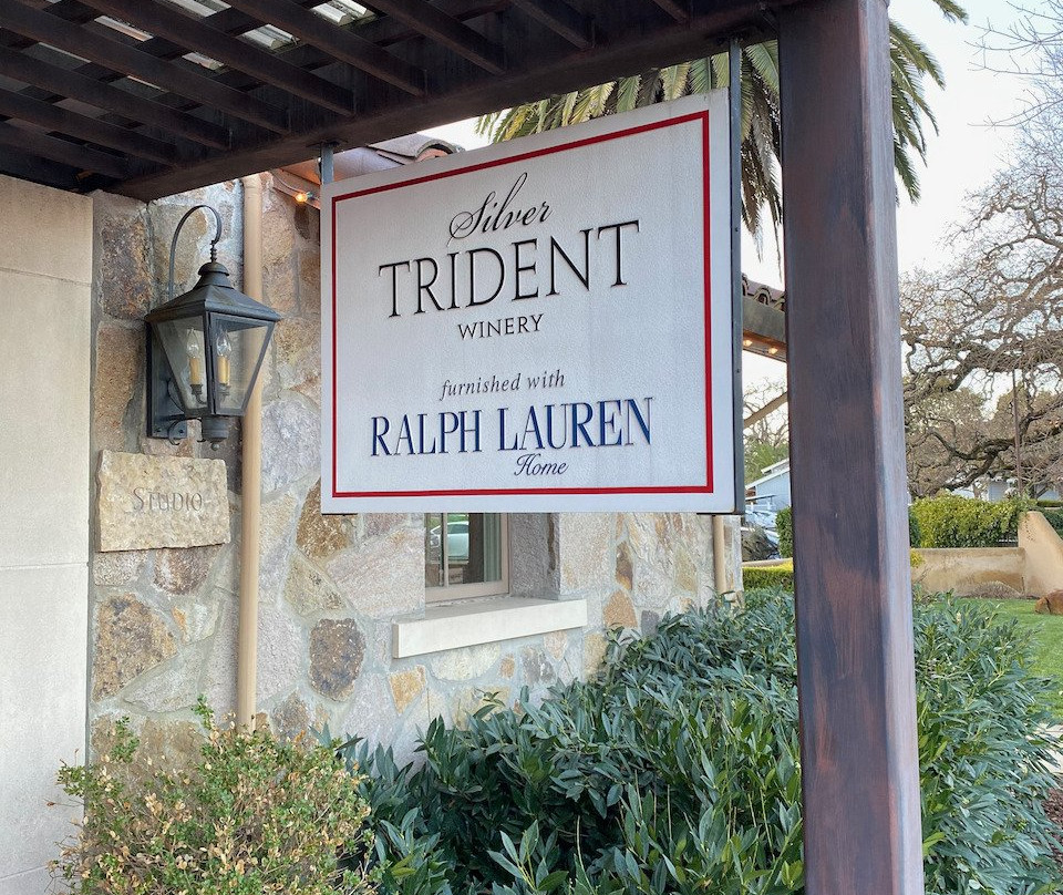 Silver Trident Winery Tasting Home景点图片
