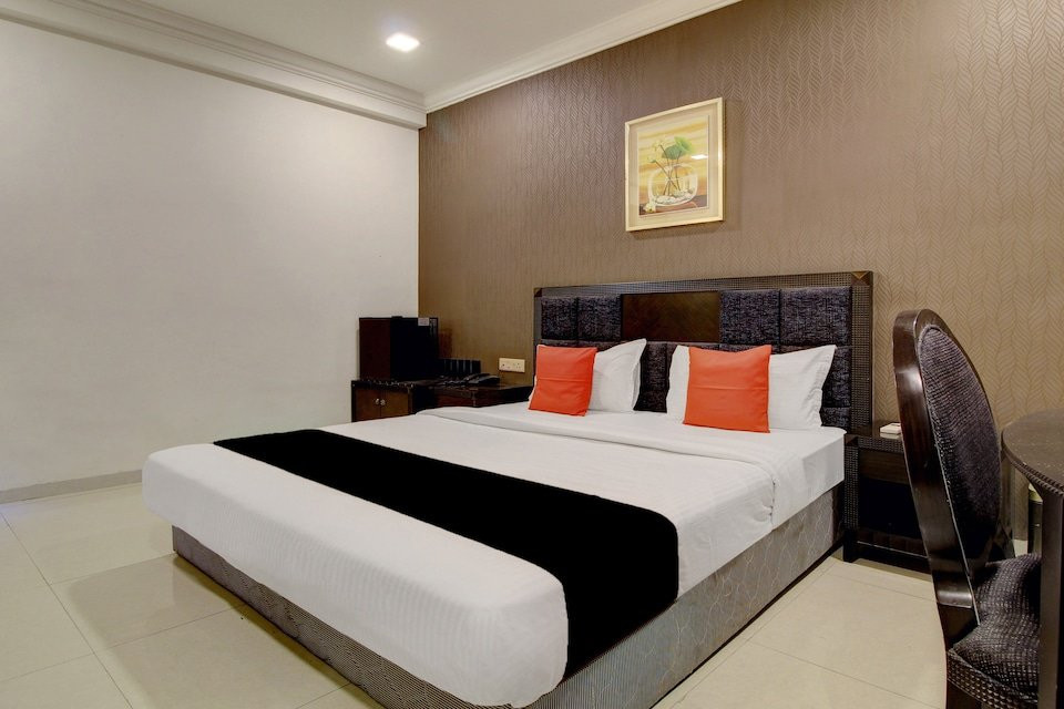 首都O40790特维尼酒店主图