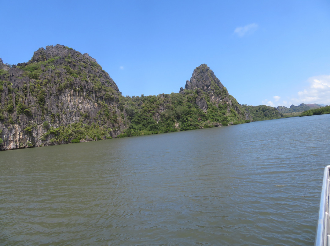 Falaises de Linderalique景点图片