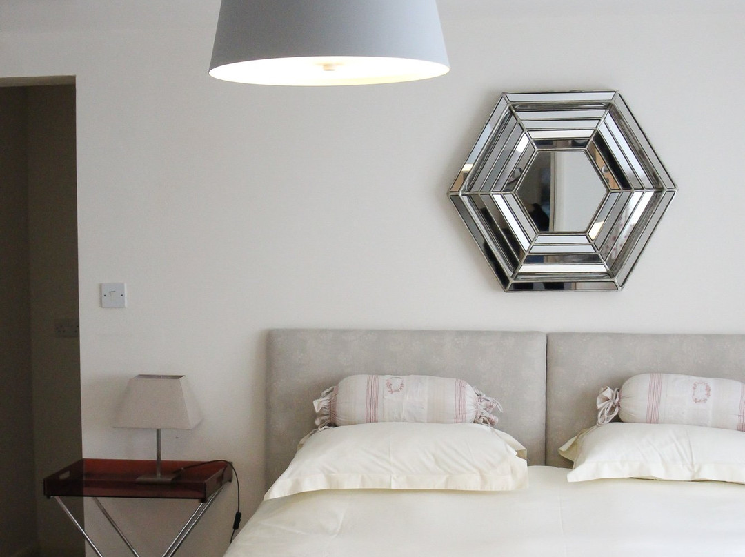 Hens & Chickens Guest House主图