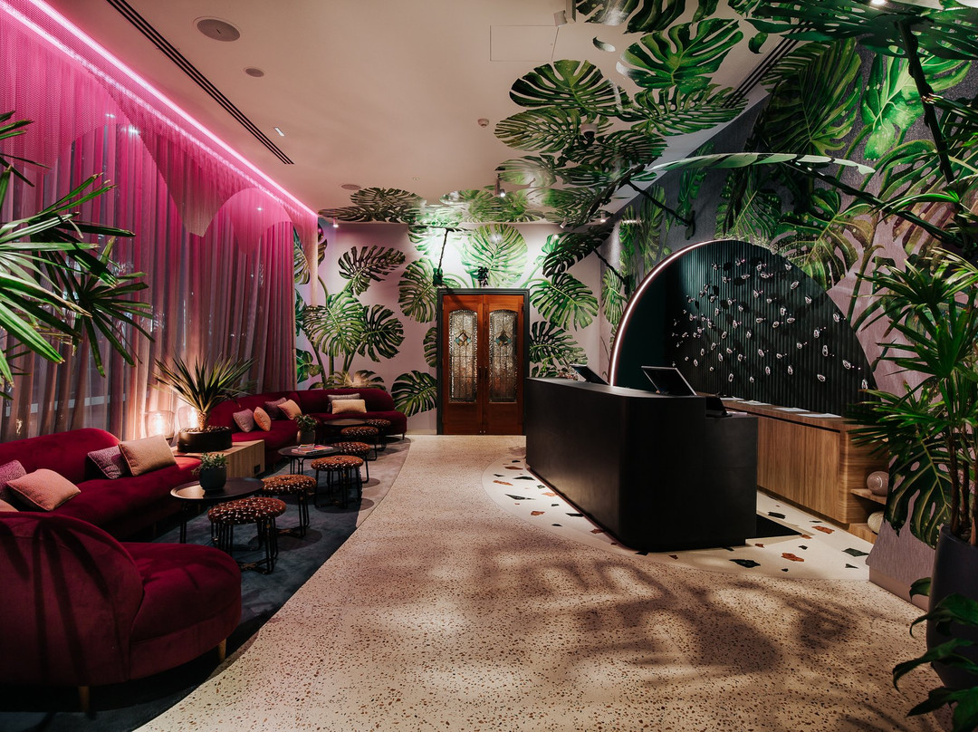 商业中心酒店主图