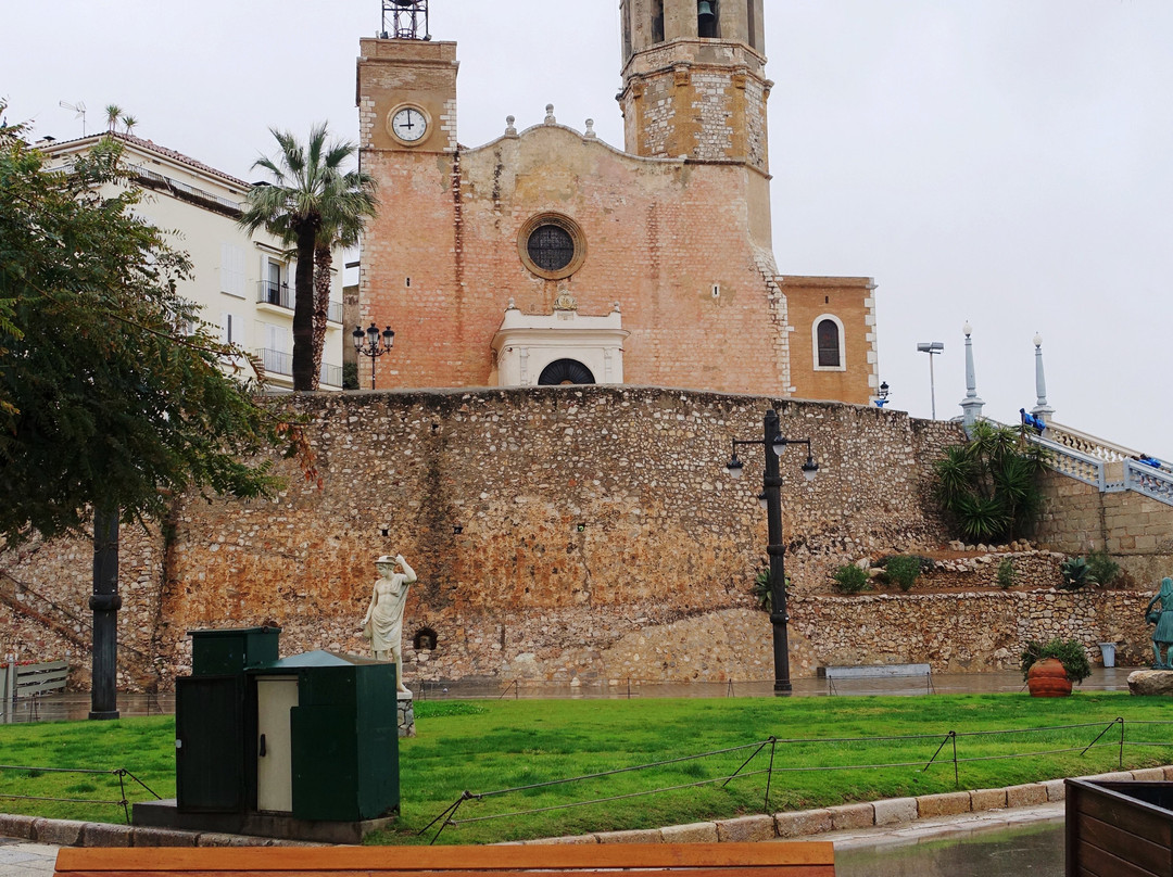 Church of Sant Bartomeu & Santa Tecla-锡切斯必去景点