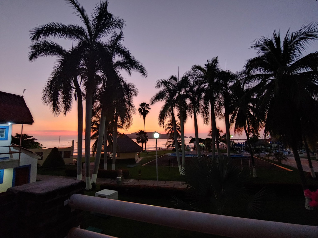 Qualton Club Ixtapa All Inclusive主图