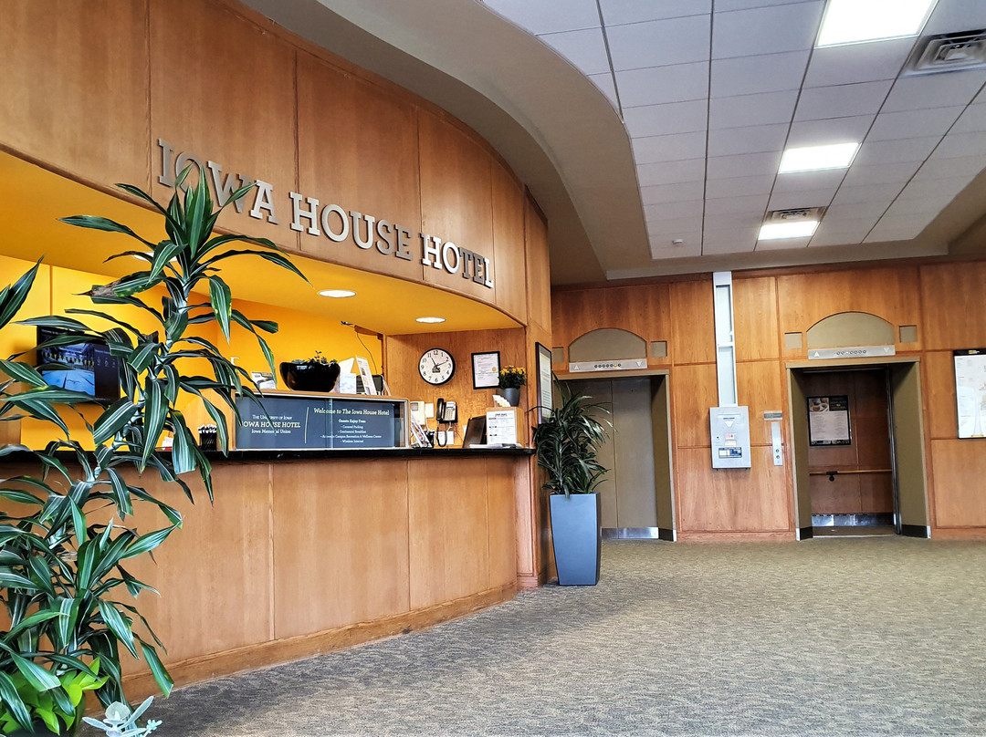 Iowa House Hotel主图