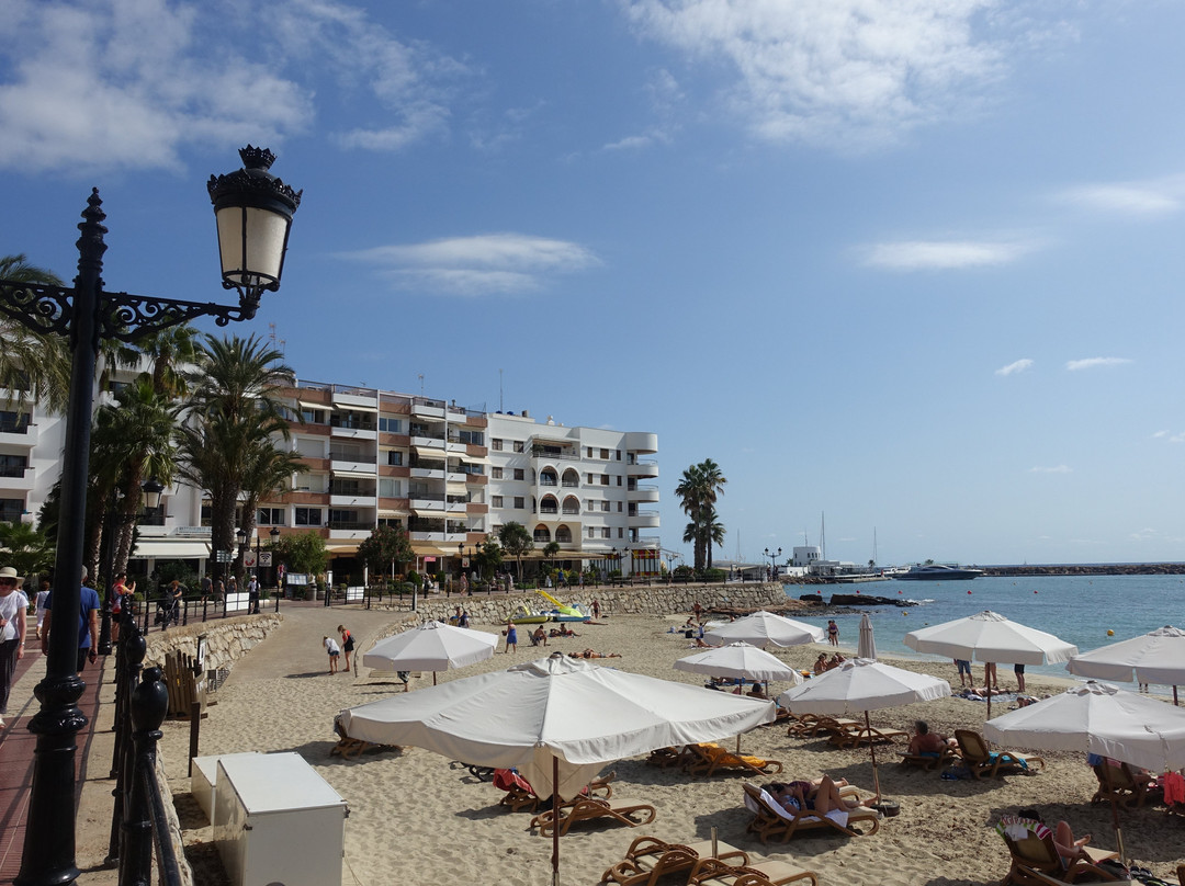 Playa De Santa Eulalia景点图片