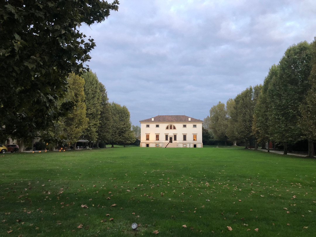 La Barchessa DI Villa Pisani主图