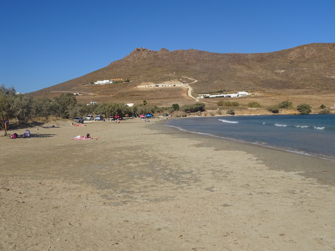 Molos Beach景点图片