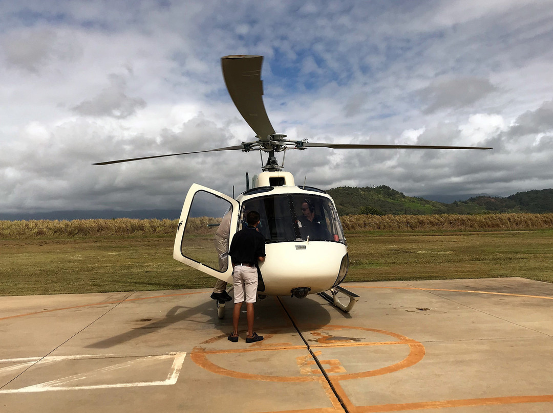 Safari Helicopters景点图片