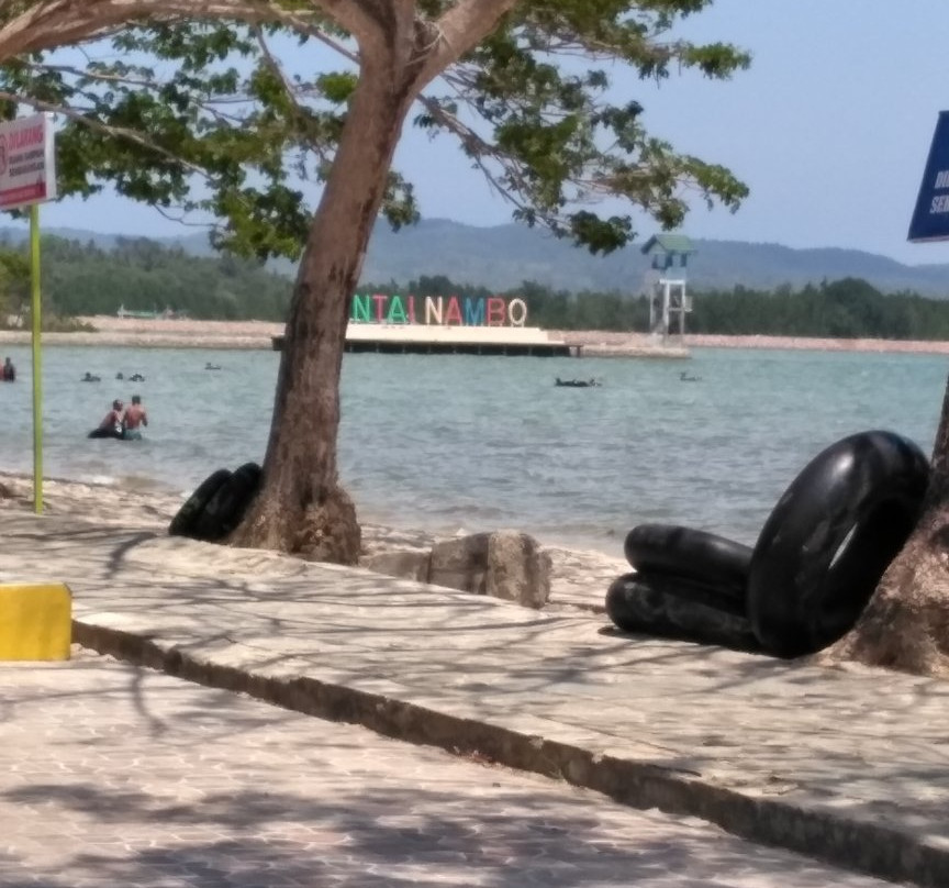 Nambo Beach景点图片