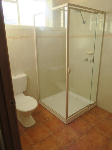 布莱特轨道酒店主图