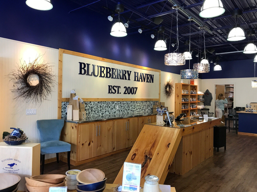 Spring Lake旅游景点-Blueberry Haven