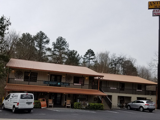 East Ellijay旅游景点-Southern Flare Antiques And Interiors