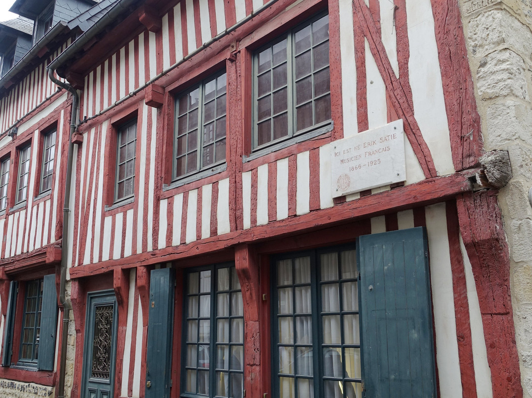 Satie House and Museum (Maisons Satie)景点图片