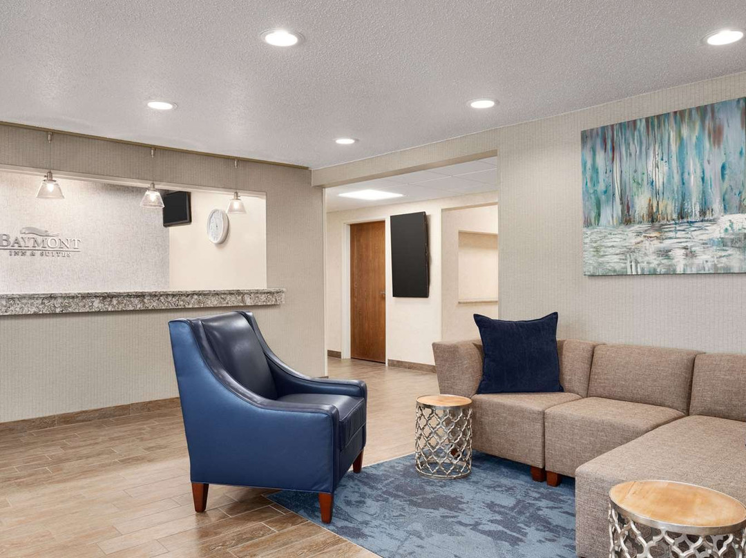 Baymont by Wyndham Mt. Pleasant主图