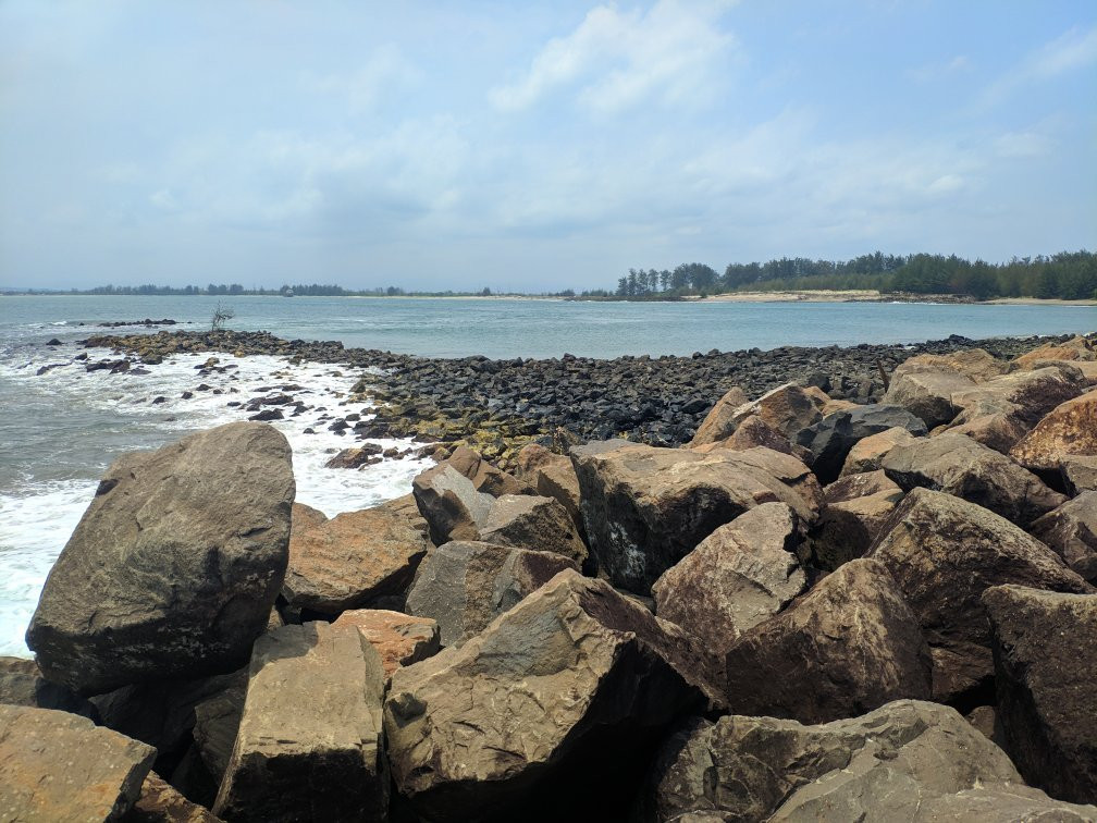 Lentera Merah Beach景点图片