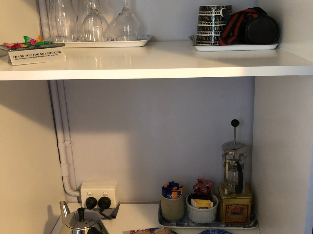 小屋商务宾馆主图