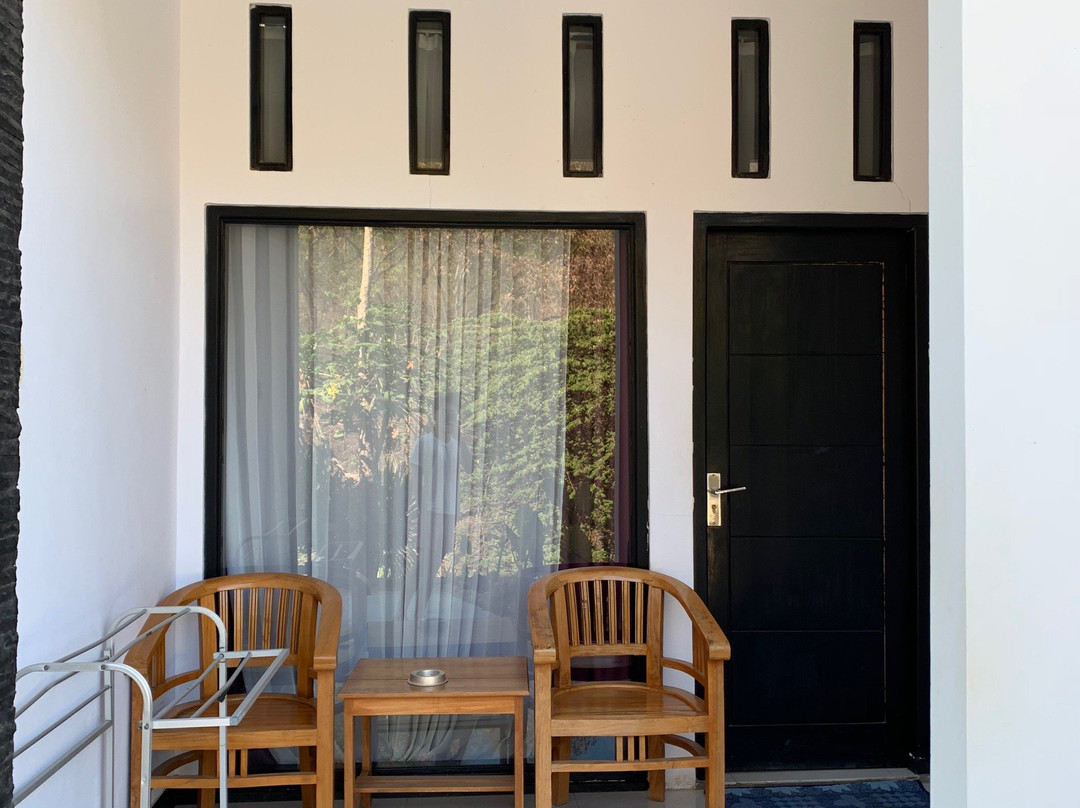 CF Komodo Hotel主图