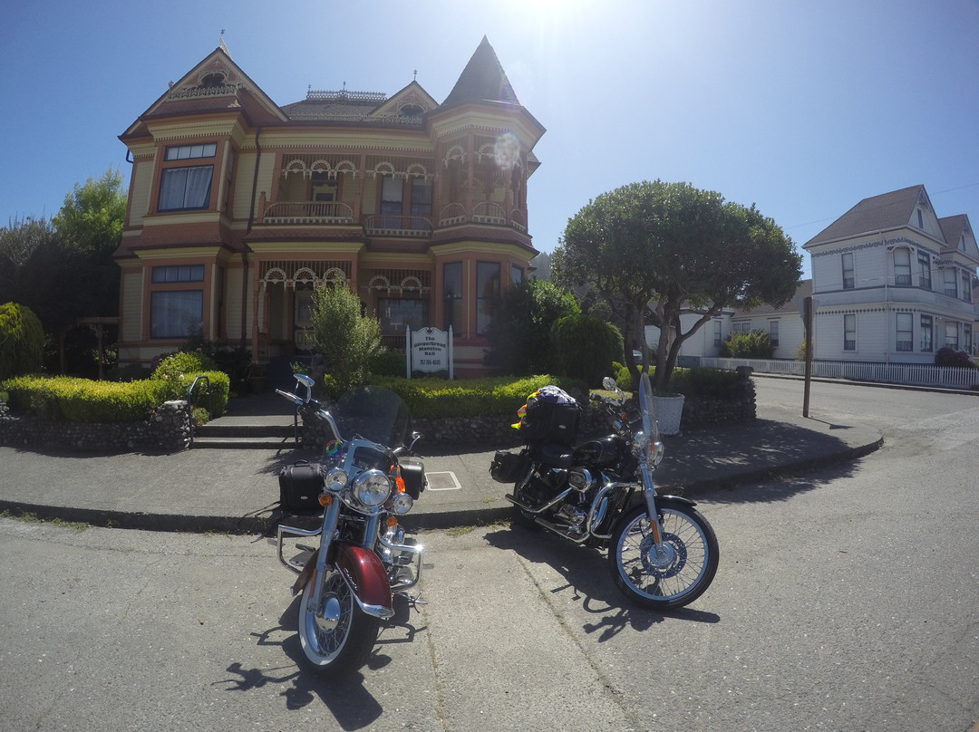 The Gingerbread Mansion Inn主图