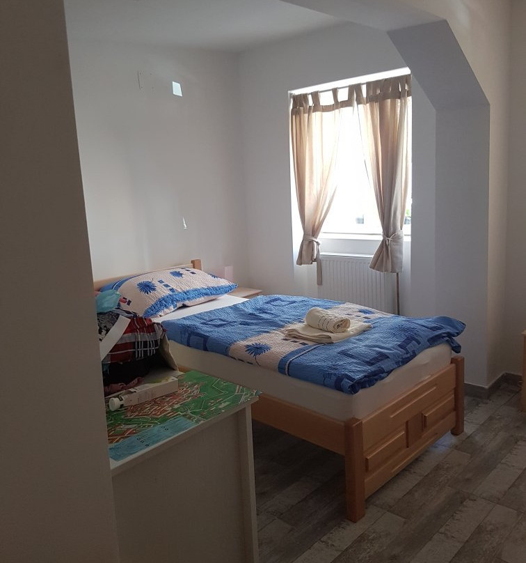 Rooms Zimmer Karlovac主图