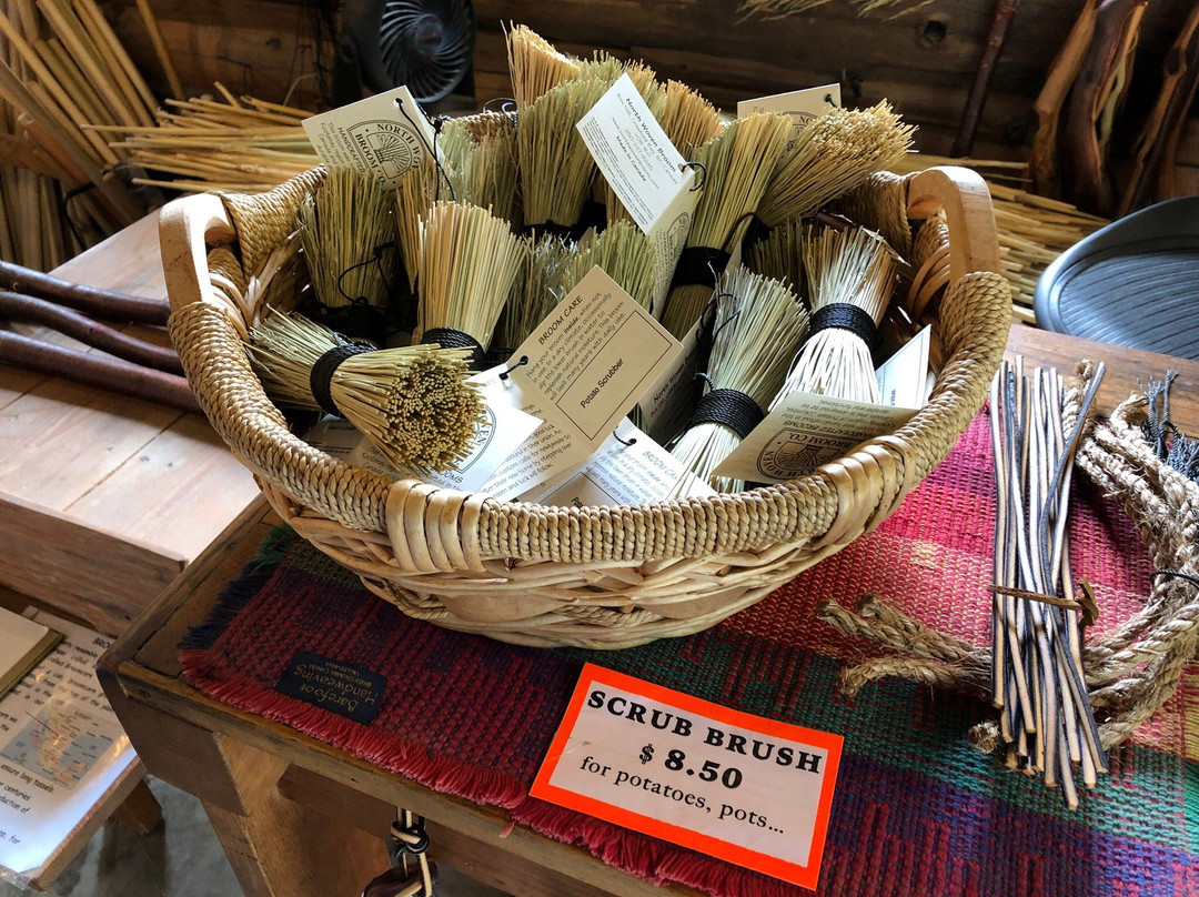 North Woven Broom景点图片