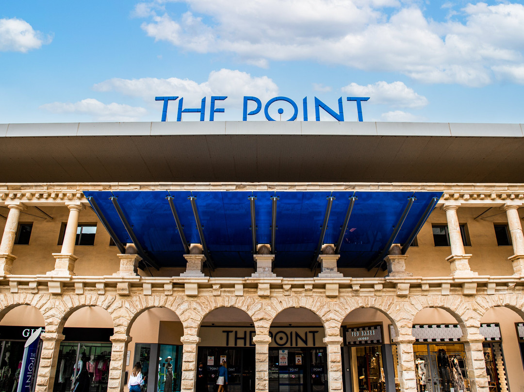 The Point Shopping Mall景点图片