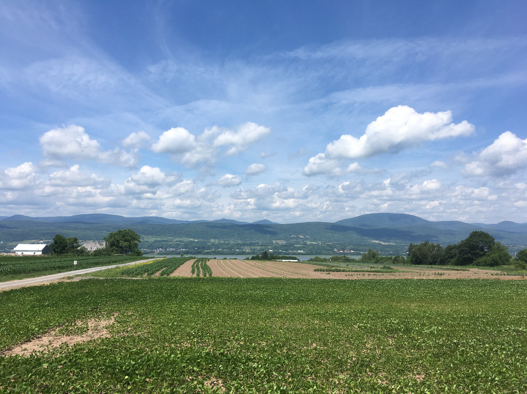 Ferme Guillaume Létourneau-Sainte-Famille必去景点