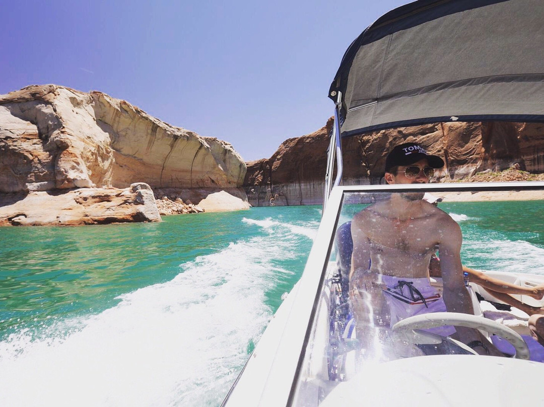 B & T Marine-佩吉必去景点