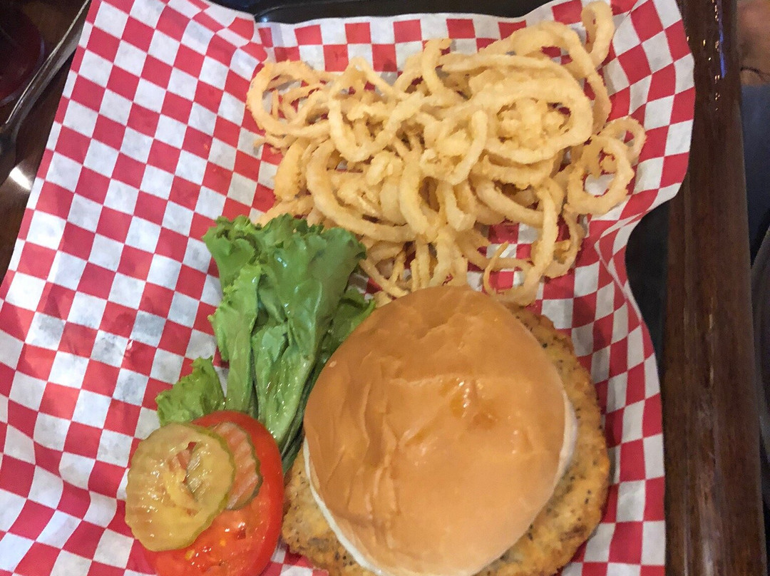 Undercliff Grill & Bar-乔普林必去景点