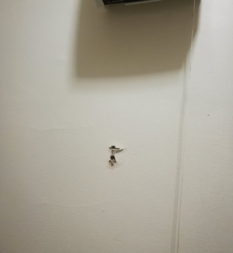 大象与城堡酒店主图