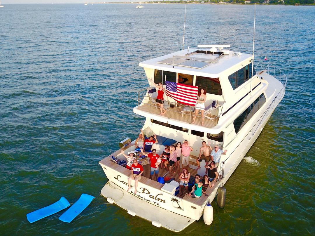 Lone Palm Yacht Charters-利格城必去景点