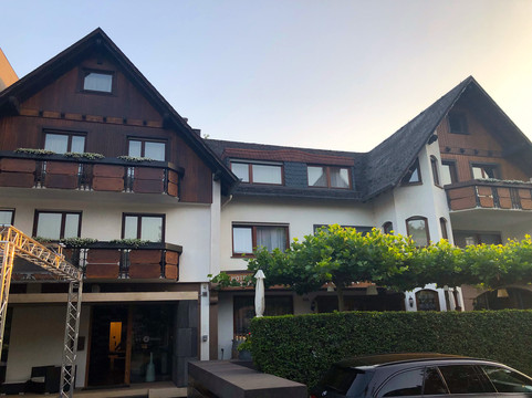 贝克尔酒店及餐厅主图