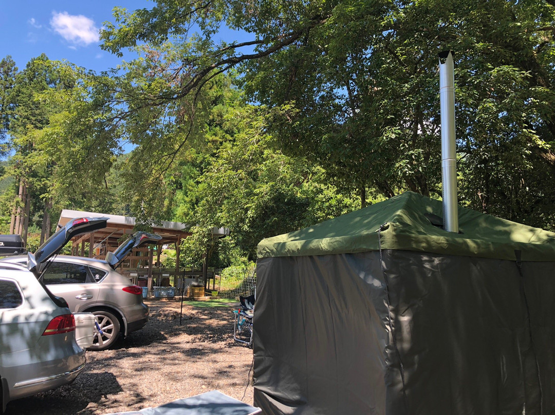 Itadori River campground, Kawasemi