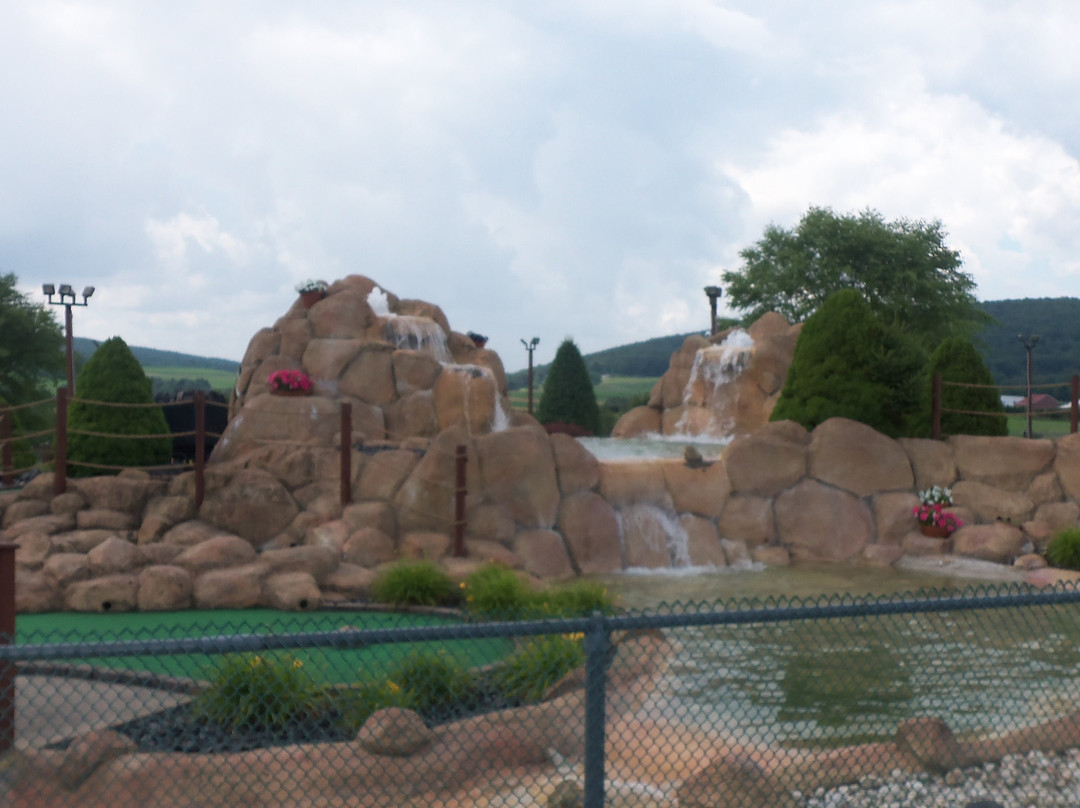 Heisler's Cloverleaf Dairy景点图片