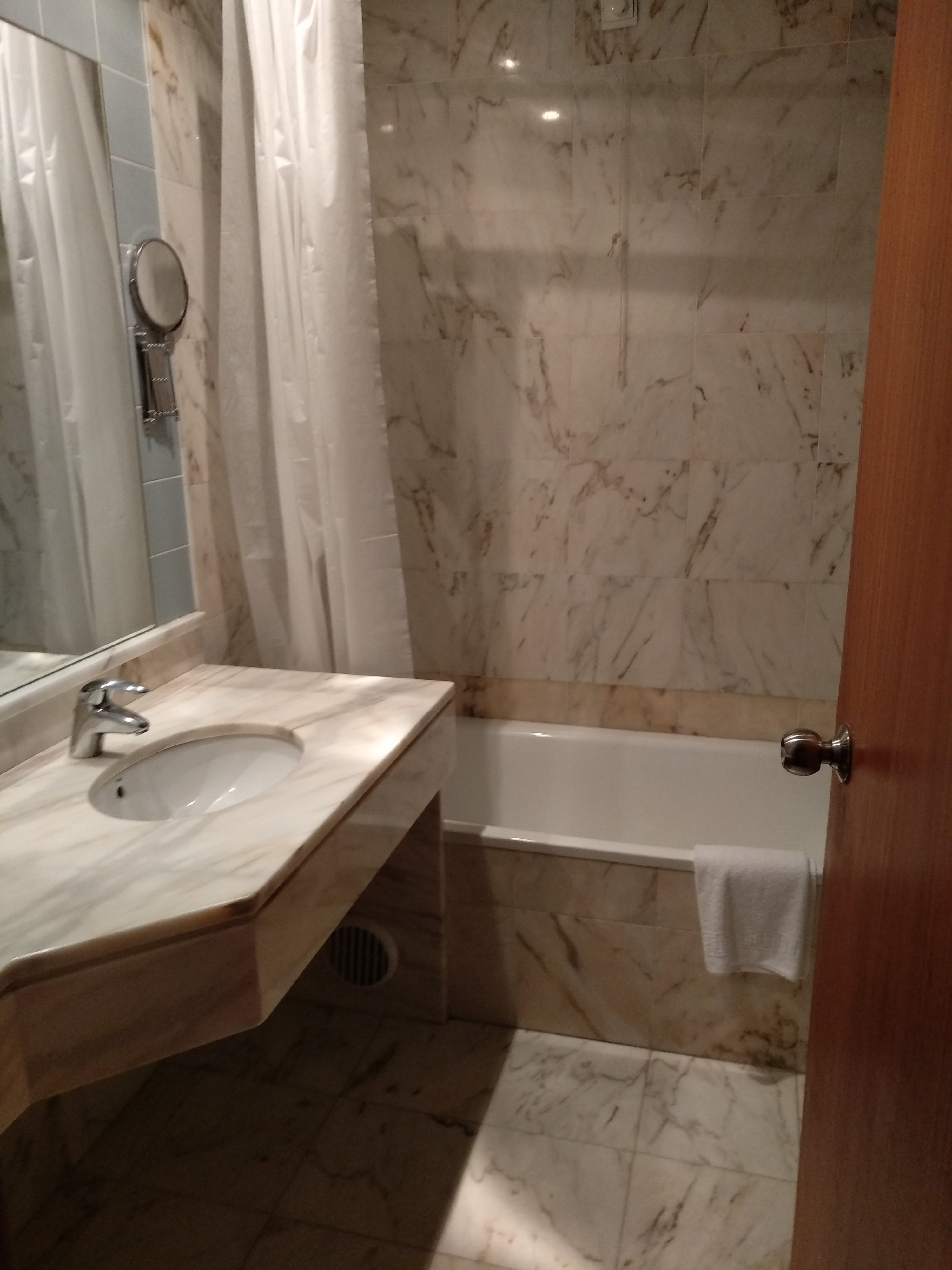 Apulia Praia Hotel-浴室