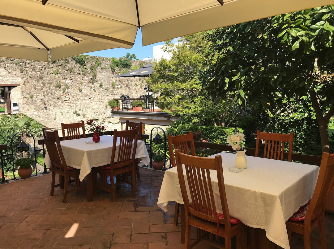 Real Scampis Hotel主图