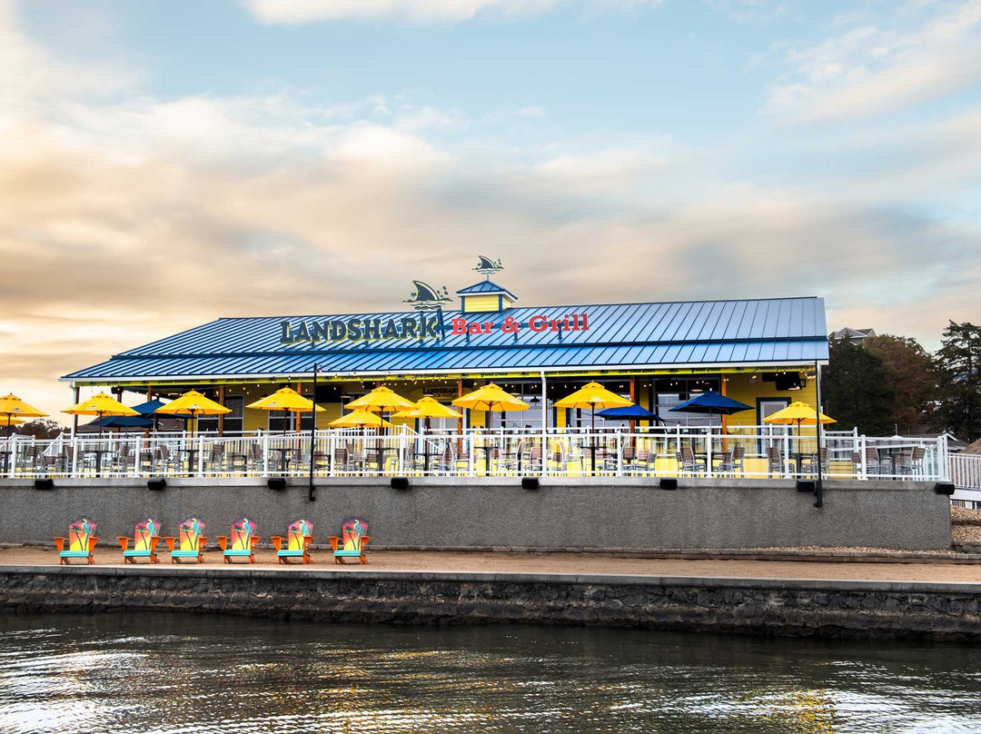 Landshark Bar & Grill