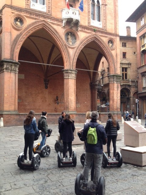 CSTRents - Bologna Segway PT Authorized Tour景点图片