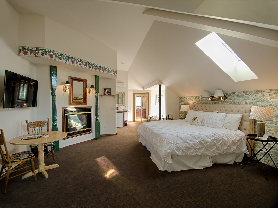 Birchfield Manor Inn and Restaurant主图