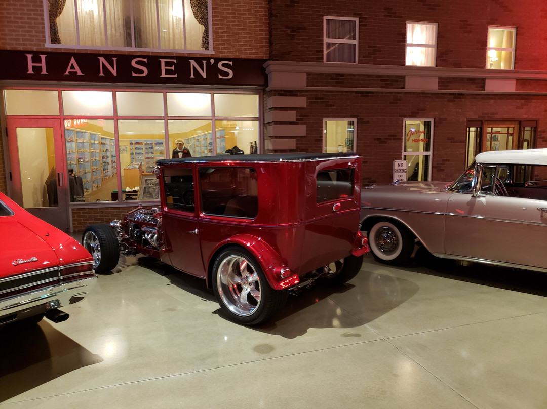 Okoboji Classic Cars-奥科博吉必去景点